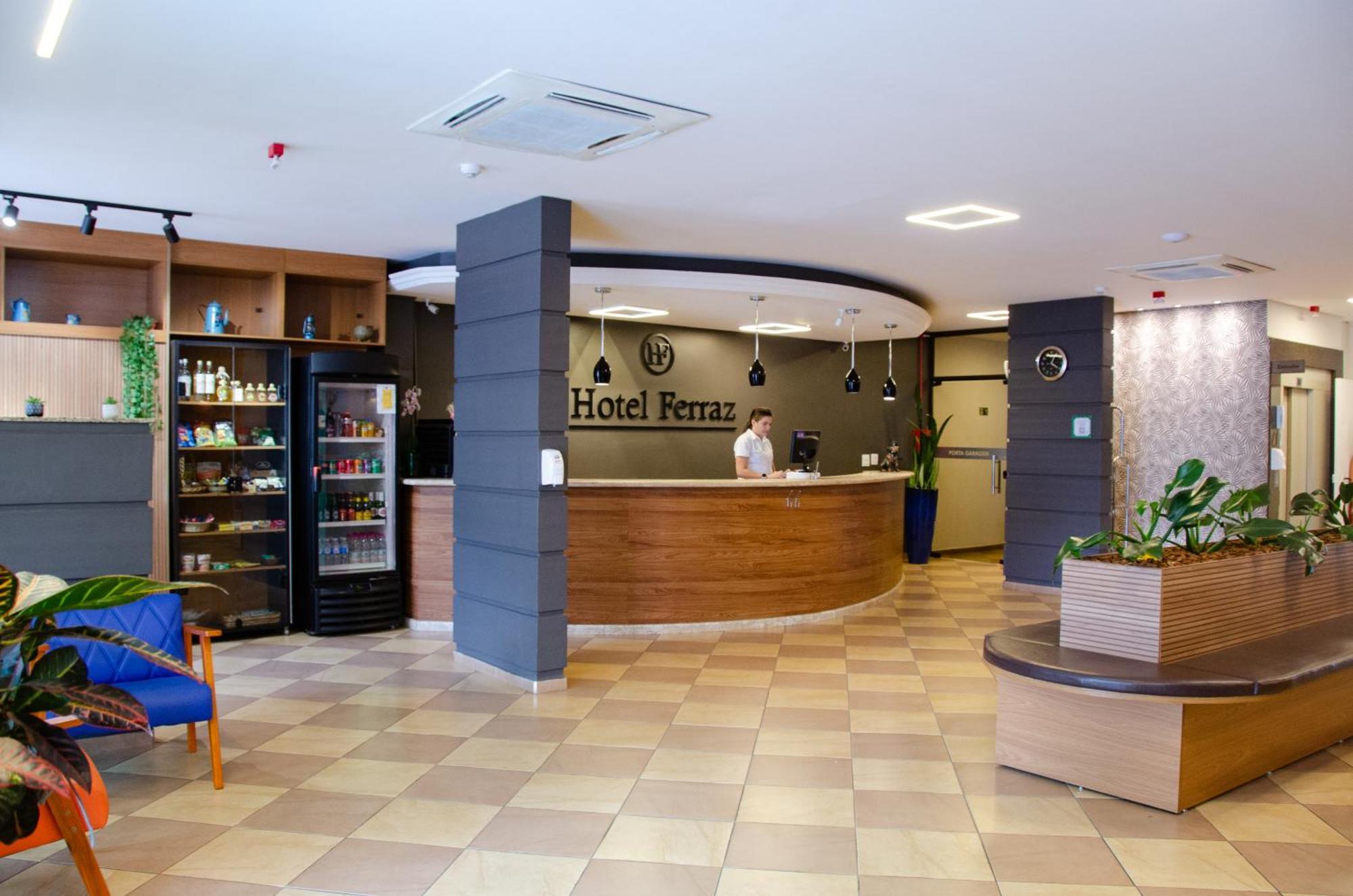 Hotel Ferraz โปว์โซ อเลเกร ภายนอก รูปภาพ
