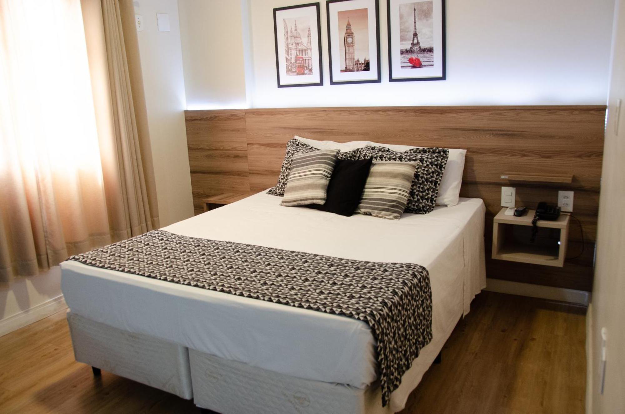 Hotel Ferraz โปว์โซ อเลเกร ภายนอก รูปภาพ