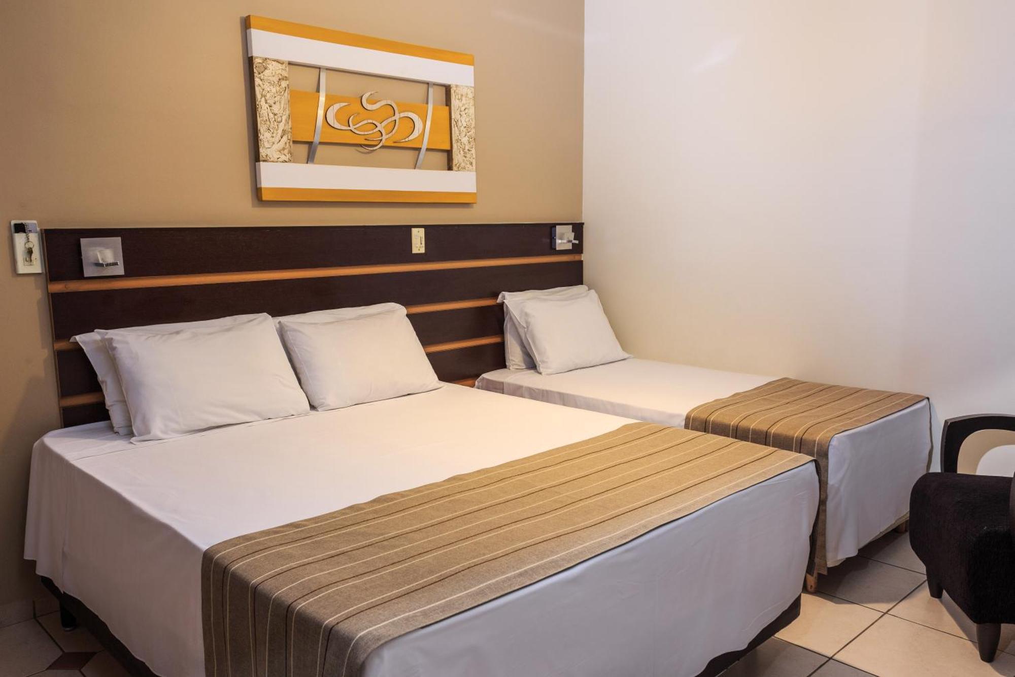 Hotel Ferraz โปว์โซ อเลเกร ภายนอก รูปภาพ