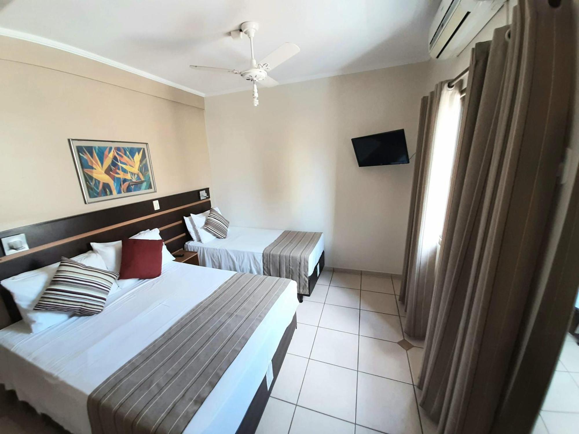 Hotel Ferraz โปว์โซ อเลเกร ห้อง รูปภาพ
