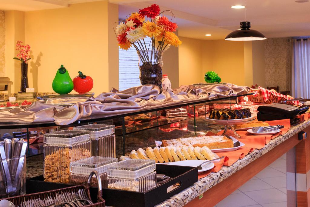 Hotel Ferraz โปว์โซ อเลเกร ภายนอก รูปภาพ