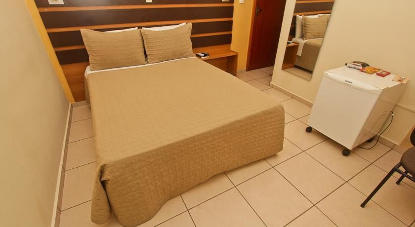 Hotel Ferraz โปว์โซ อเลเกร ภายนอก รูปภาพ