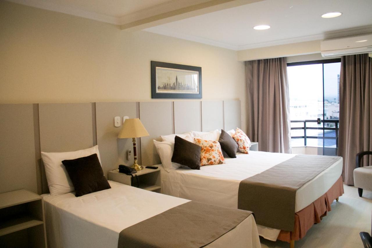 Hotel Ferraz โปว์โซ อเลเกร ภายนอก รูปภาพ