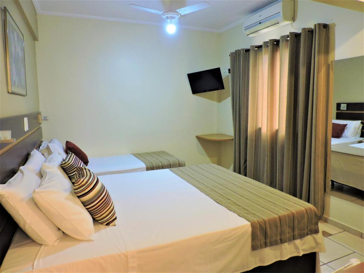 Hotel Ferraz โปว์โซ อเลเกร ภายนอก รูปภาพ