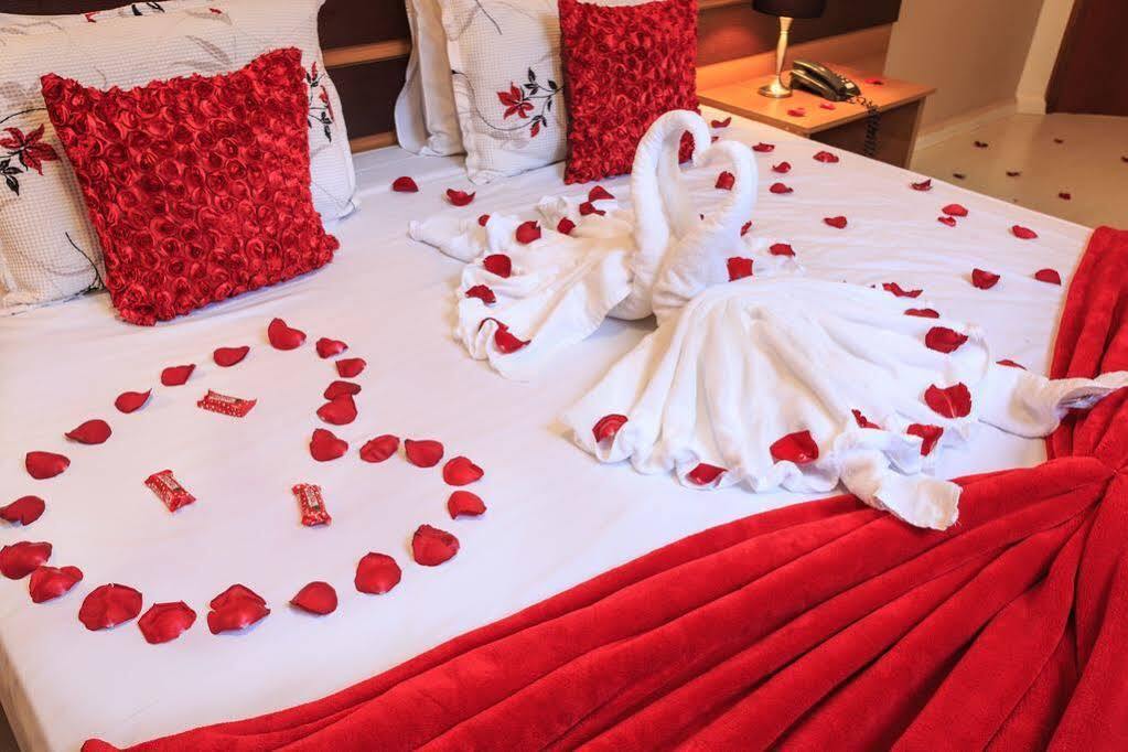 Hotel Ferraz โปว์โซ อเลเกร ภายนอก รูปภาพ